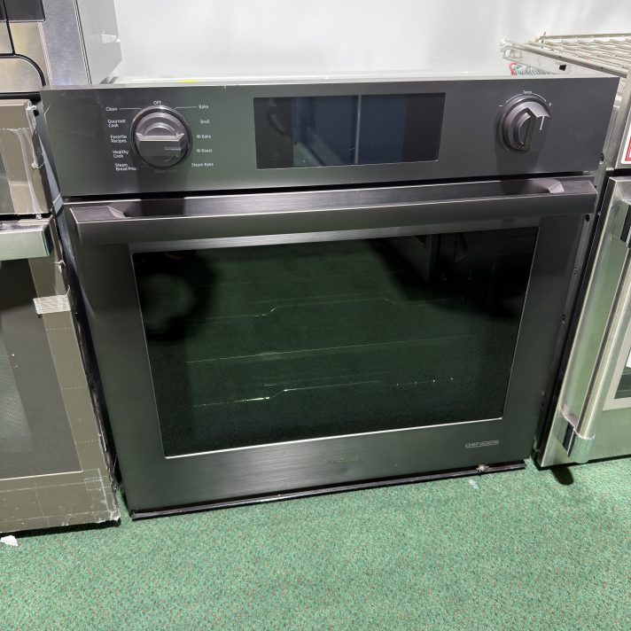 Samsung 30" Chef Collection Single Wall Oven in Matte Black Stainless Steel.