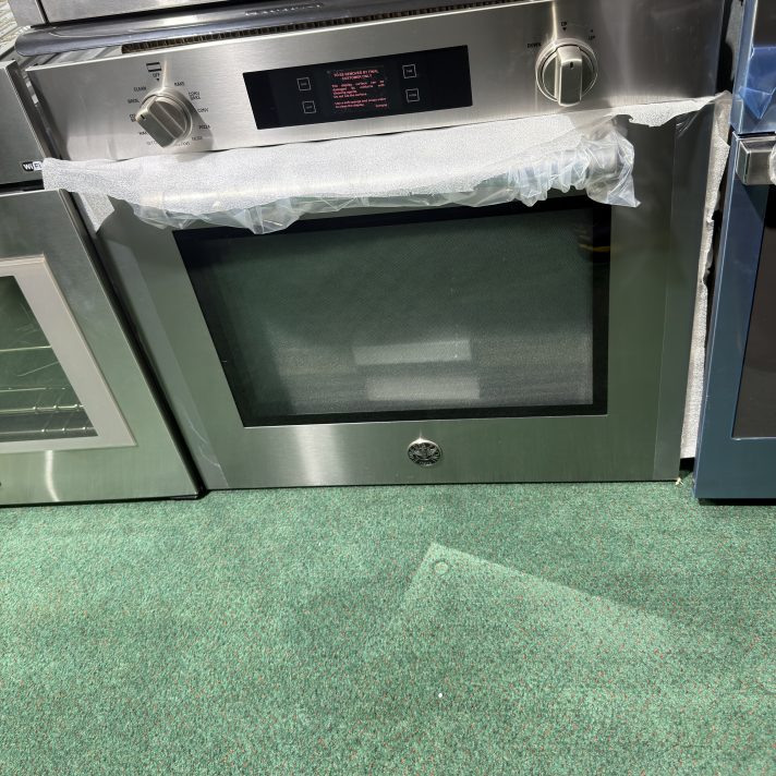 Bertazzoni 30 Inch Built-In Single Electric Convection Wall Oven Self-Clean with Assistant - Stainless steel