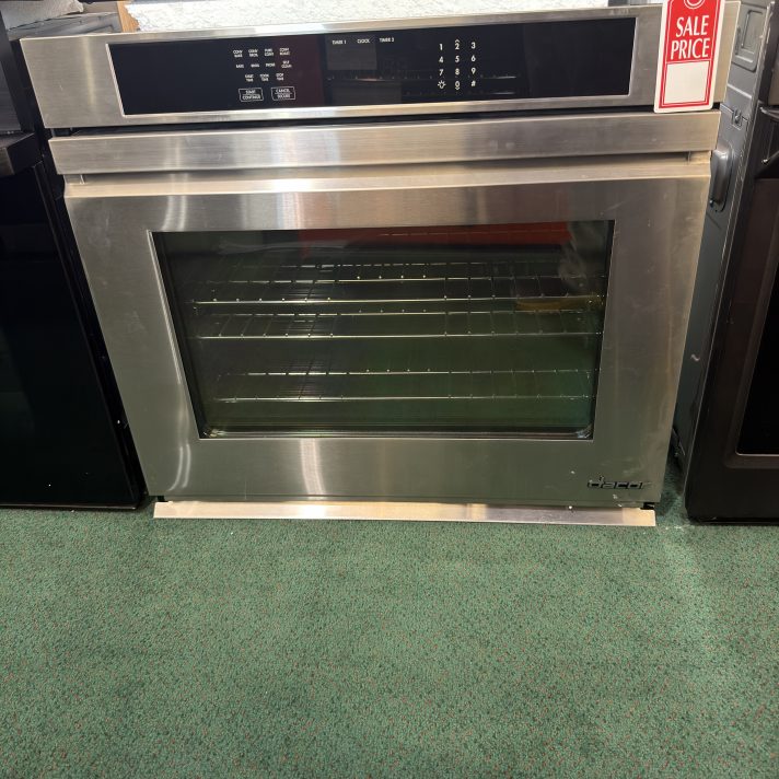 Dacor - Renaissance 30" Built-In Single Electric Convection Wall Oven - Stainless steel