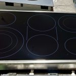 Viking - Professional 5 Series 36" Electric Cooktop - Stainless Steel/Black Glass