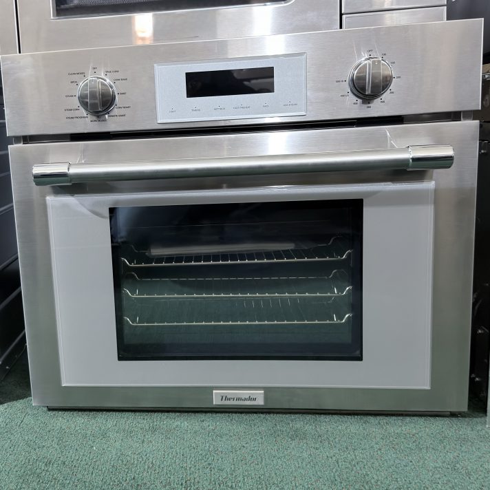 Thermador* Professional Series 30" Built-In Single Electric Steam Convection Wall Oven with Wifi - Stainless Steel