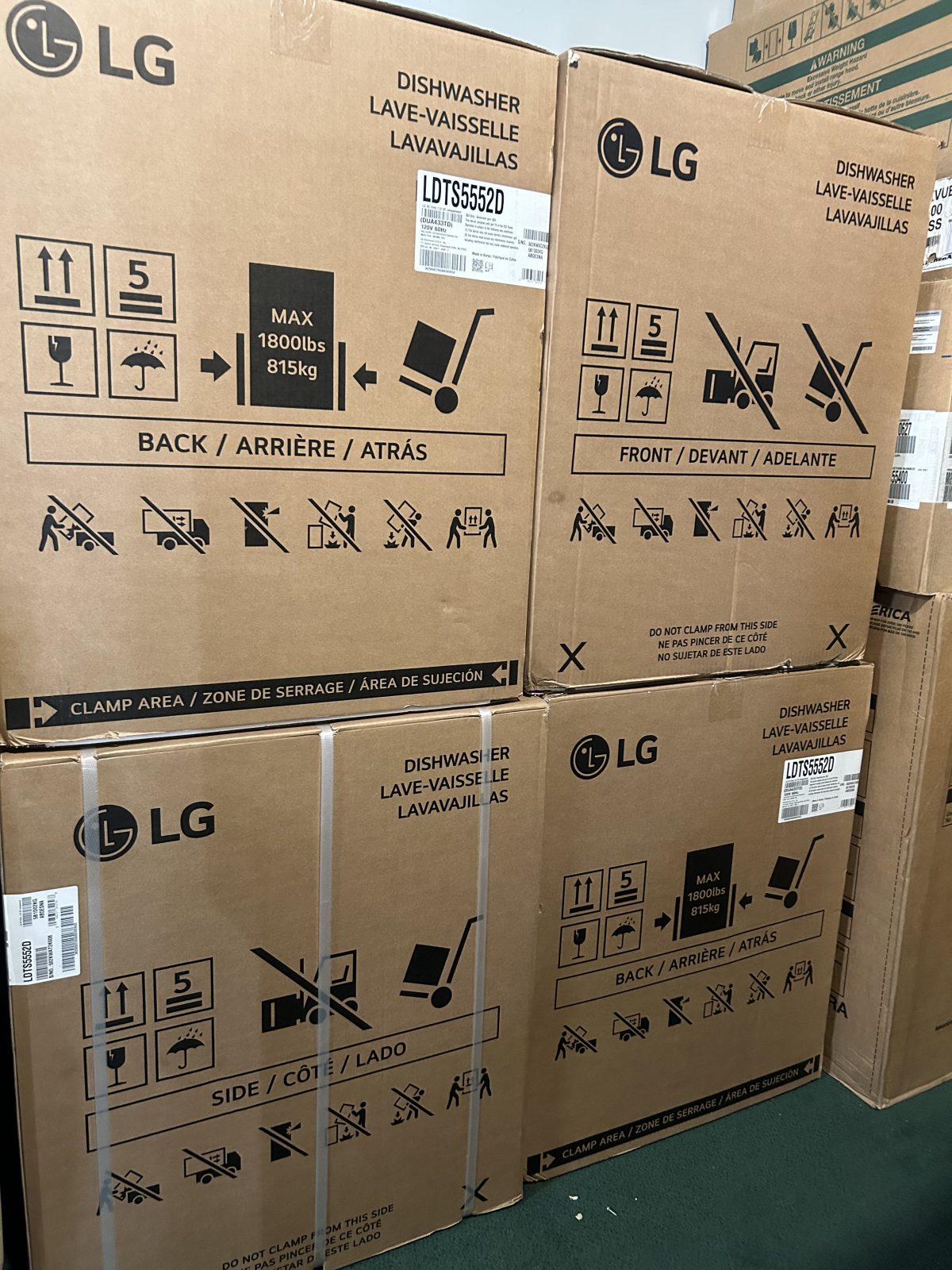 LG - 24" Top Control Smart Built-In Stainless Steel Tub Dishwasher with 3rd Rack, QuadWash and 46dba - Black Stainless Steel - Image 3