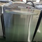 LG-Top Control Smart wi-fi Enabled Dishwasher with QuadWash™ and TrueSteam