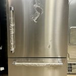 Fisher Paykel- 32" Bottom Mount Refrigerator Freezer Stainless steel