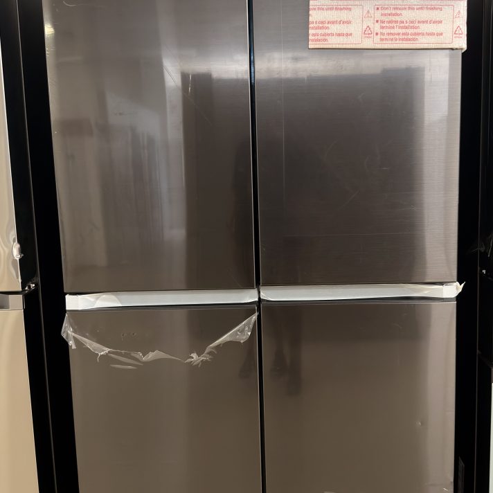 Samsung* 29 cu. ft. 4-Door Flex French Door Smart Refrigerator with Beverage Center - Black Stainless Steel