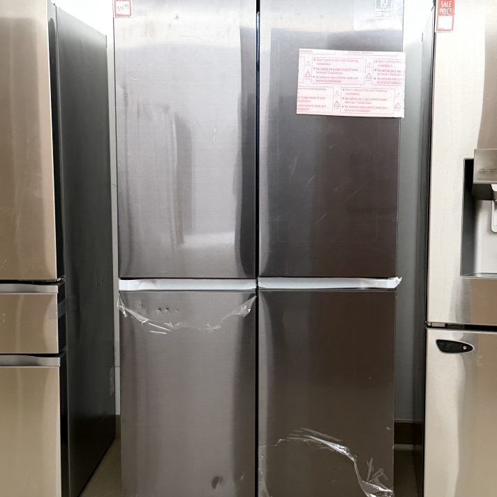 Samsung - 29 cu. ft. 4-Door Flex French Door Smart Refrigerator with Beverage Center - Black Stainless Steel