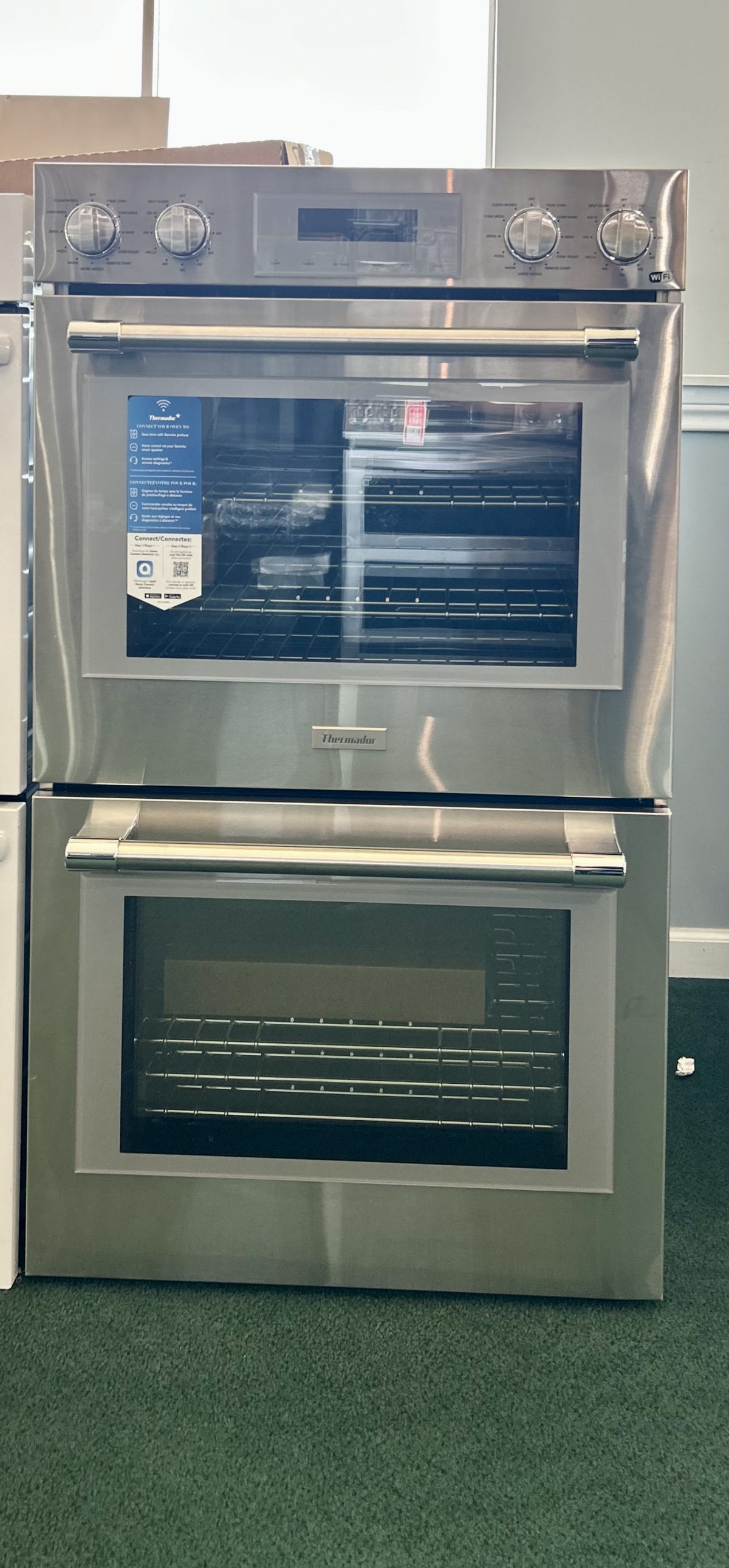 Thermador - Professional Series 30" Built-In Double Electric Convection Wall Oven with Wifi - Stainless steel