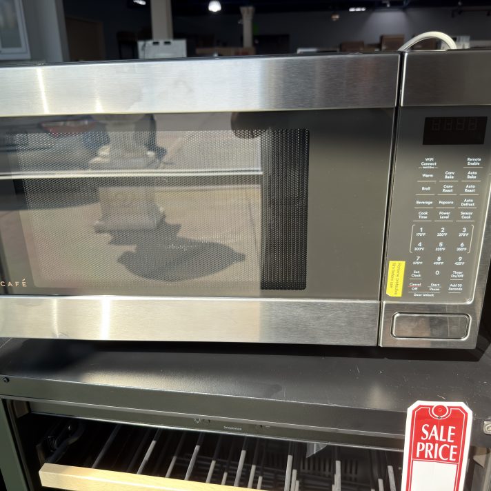 Cafe 1.5 Cu. Ft. Smart Countertop Convection/Microwave Oven