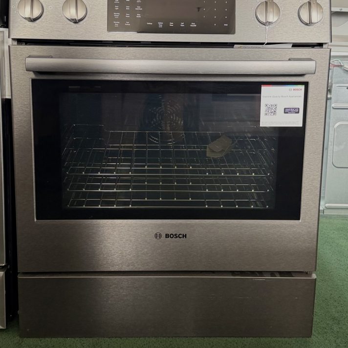 Bosch* 800 Series 30" Slide In Electric Range- Black Stainless Steel