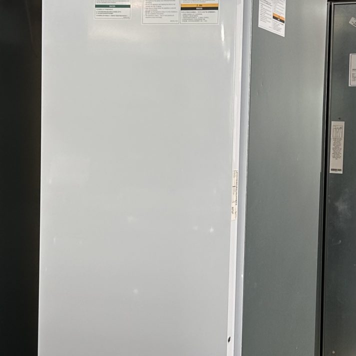 Fisher Paykel Series 9- 18" Integrated Column Freezer-Panel Ready