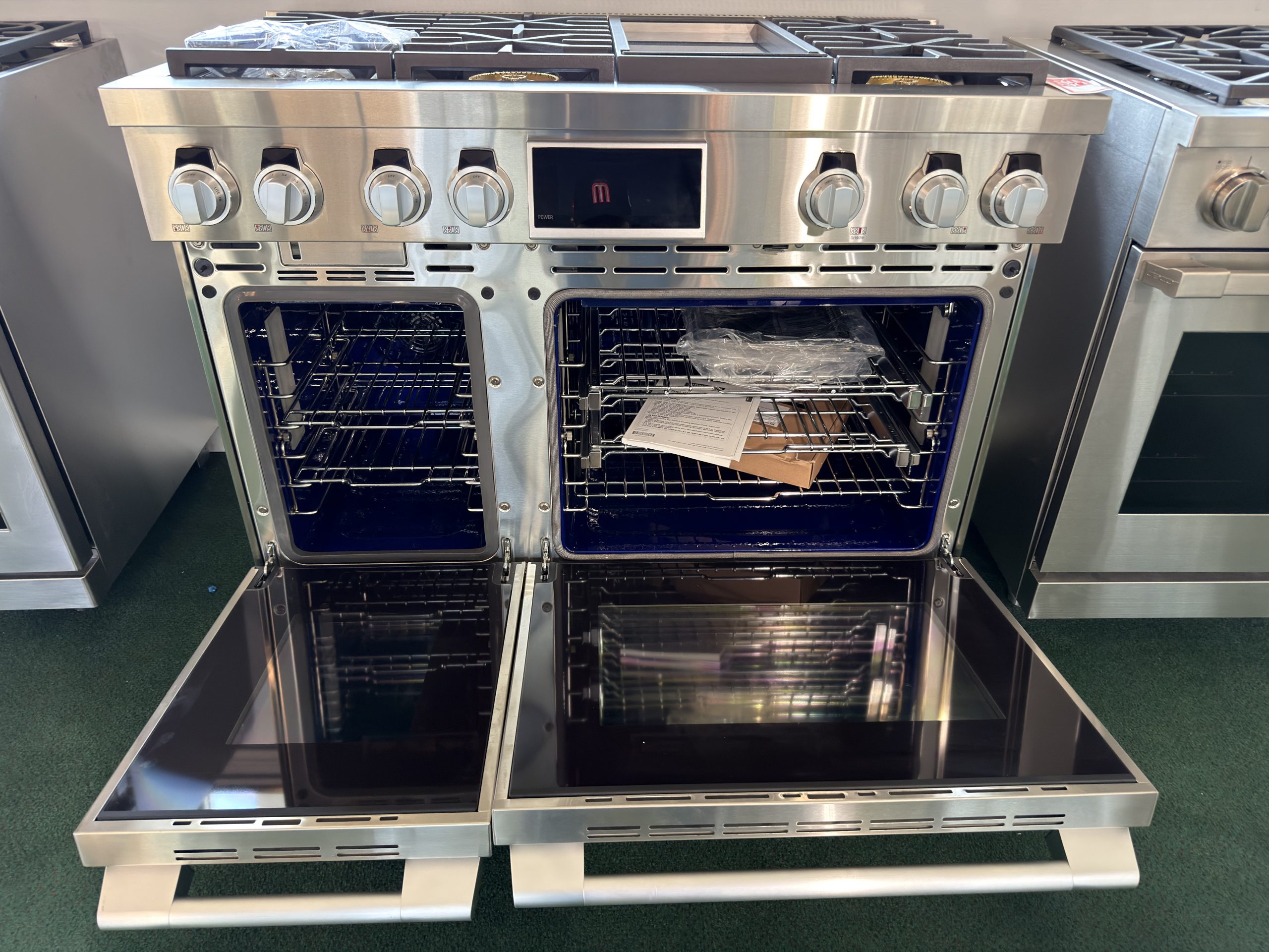 Signature Kitchen Suite 48 Inch Dual Fuel Range Stainless Steel - Image 4