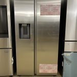 Samsung - 27.4 cu. ft. Side-by-Side Refrigerator with Large Capacity - Stainless steel