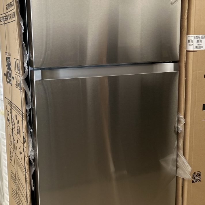 Samsung 18 cu. ft. Standard Depth Top Freezer Refrigerator in Stainless Steel with Garage Ready Cooling