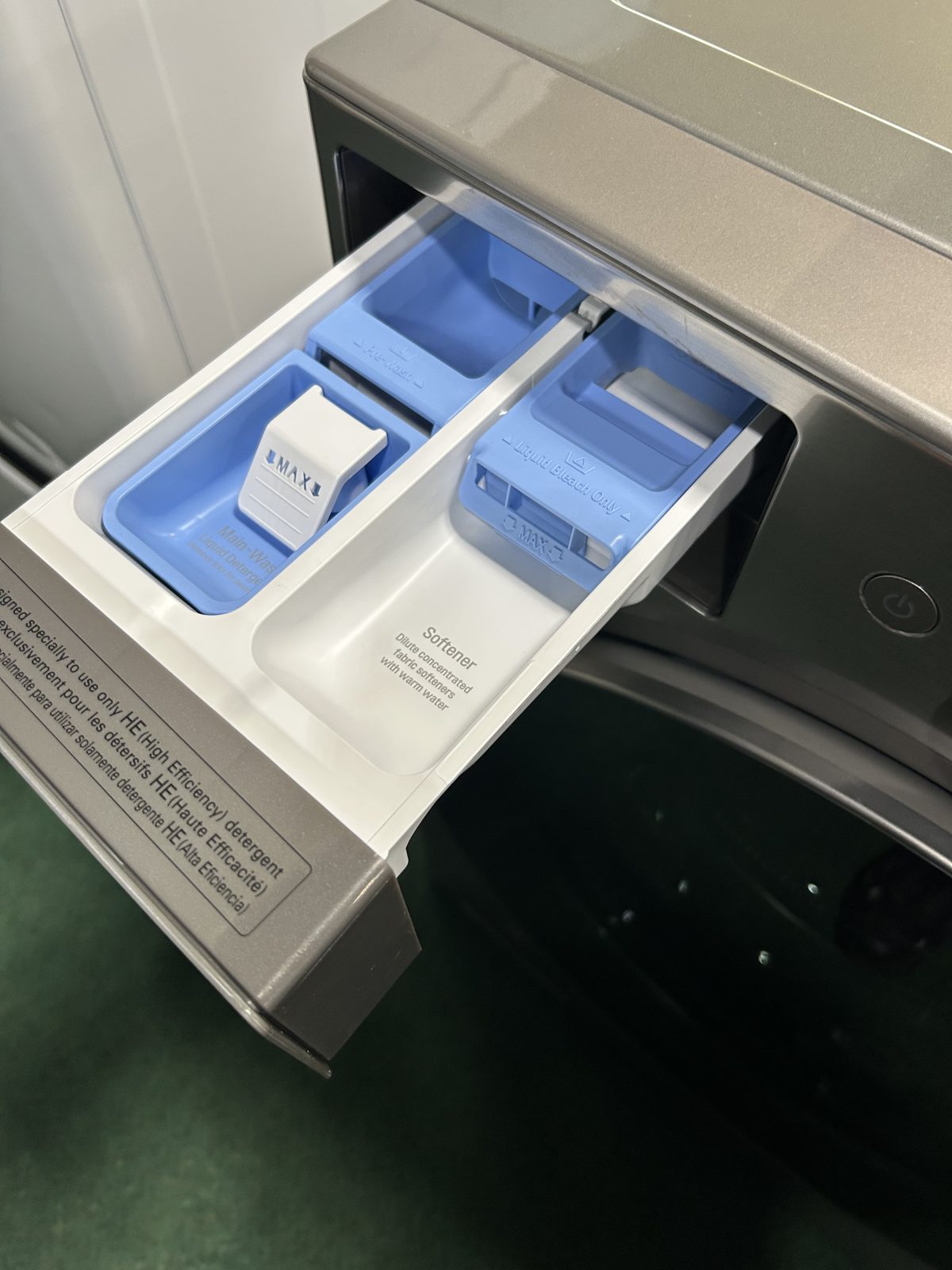 LG Smart Front Load Set Washer with Electric Smart Dryer Graphite Steel. - Image 3