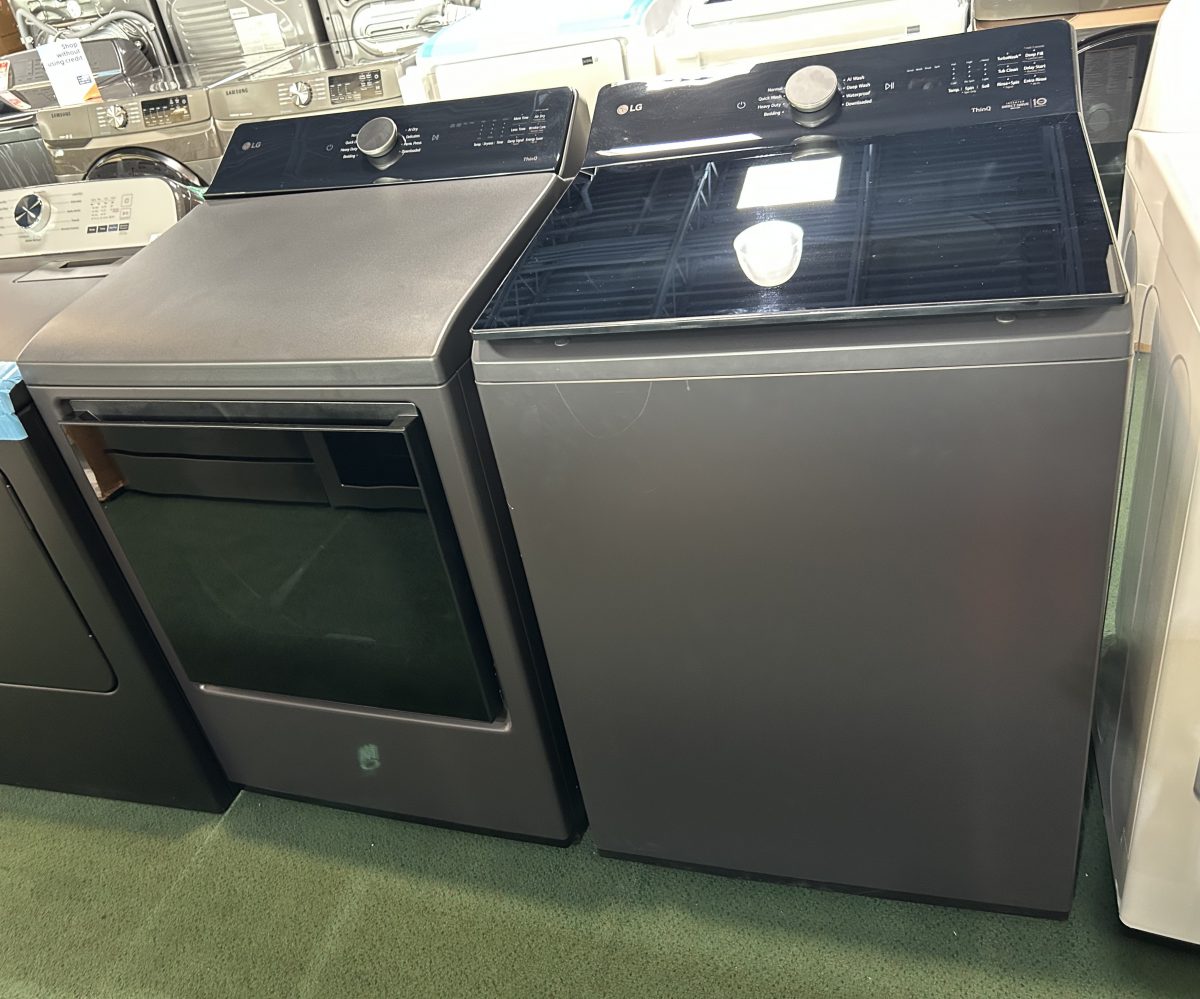 Package - LG - 5.5 Cu. Ft. High Efficiency Smart Top Load Washer with EasyUnload and 7.3 Cu. Ft. Smart Electric Dryer with EasyLoad Door - Matte Black