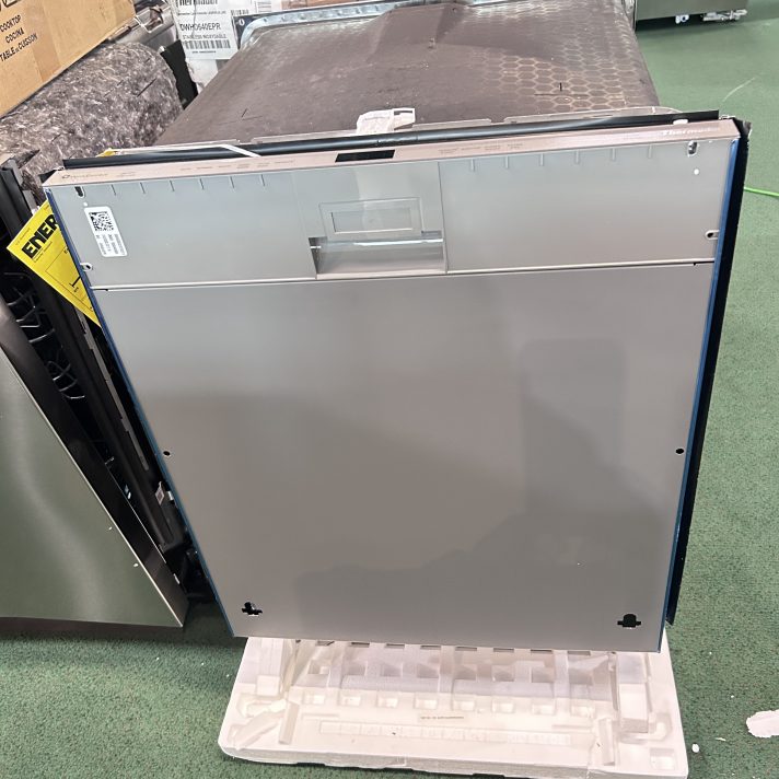 Thermador - Emerald 24" Top Control Smart Built-In Stainless Steel Tub Dishwasher with 3rd Rack and PowerBoost, 48 dBA - Custom Panel Ready