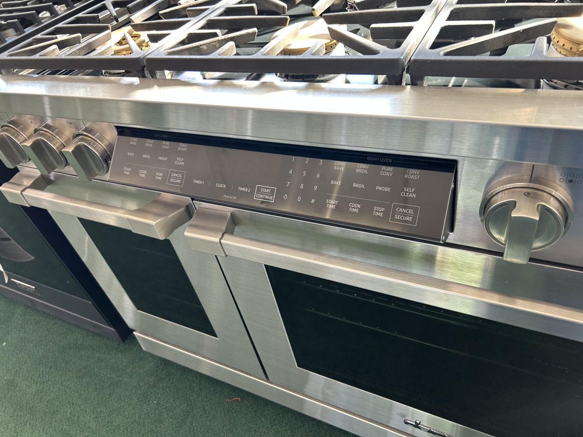 Dacor 48 Inch Wide 8 Cu. Ft. Professional Pro Slide-In Dual Fuel - LP Gas - Image 4
