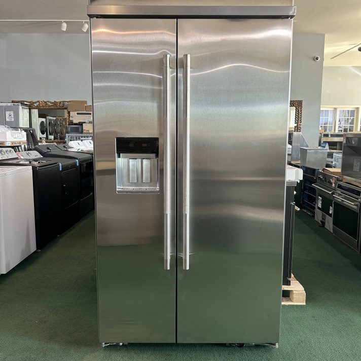 JennAir - 25.5 Cu. Ft. Side-by-Side Refrigerator with Water Dispenser - Stainless Steel