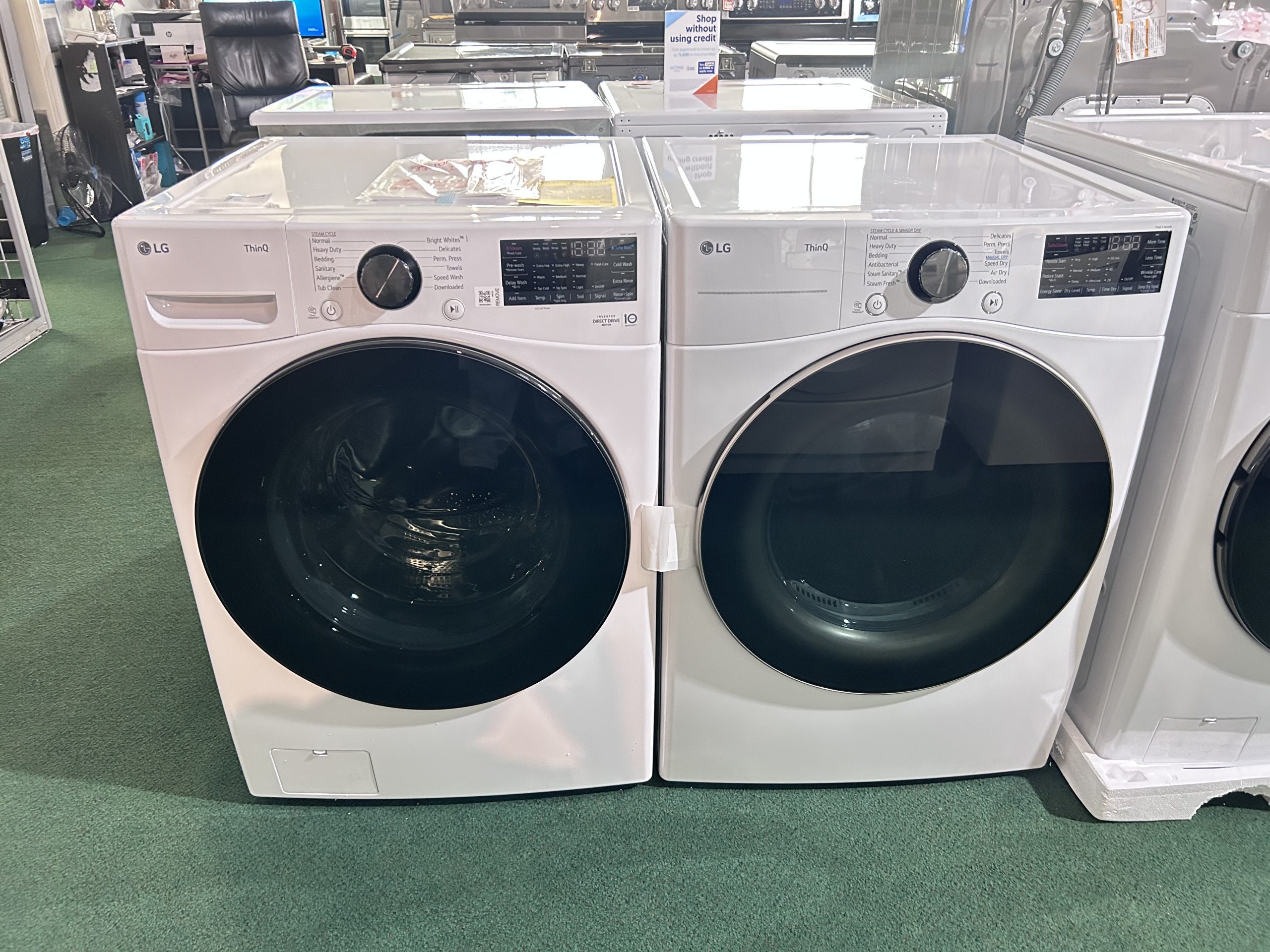 LG - Side-by-Side Front Load Washer and Electric Dryer Set in White