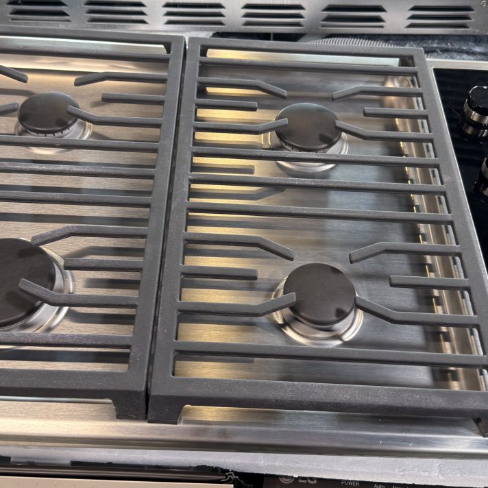 WOLF- 30" Transitional Gas Cooktop - 4 Burners