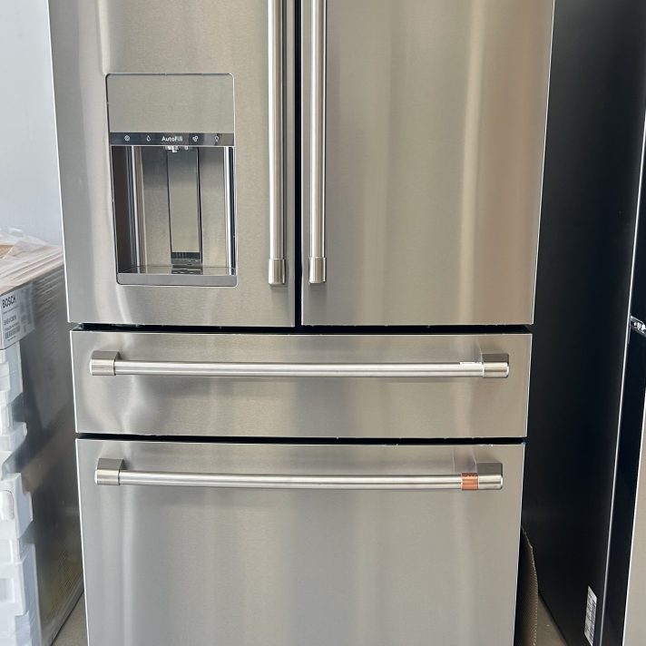 Café - 22.3 Cu. Ft. 4-Door French Door Counter-Depth Smart Refrigerator, Customizable - Stainless Steel