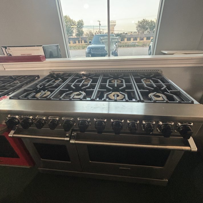 Viking - 48"W 7-Series Dual Fuel Self-Clean Range-8 Burners - Stainless Steel