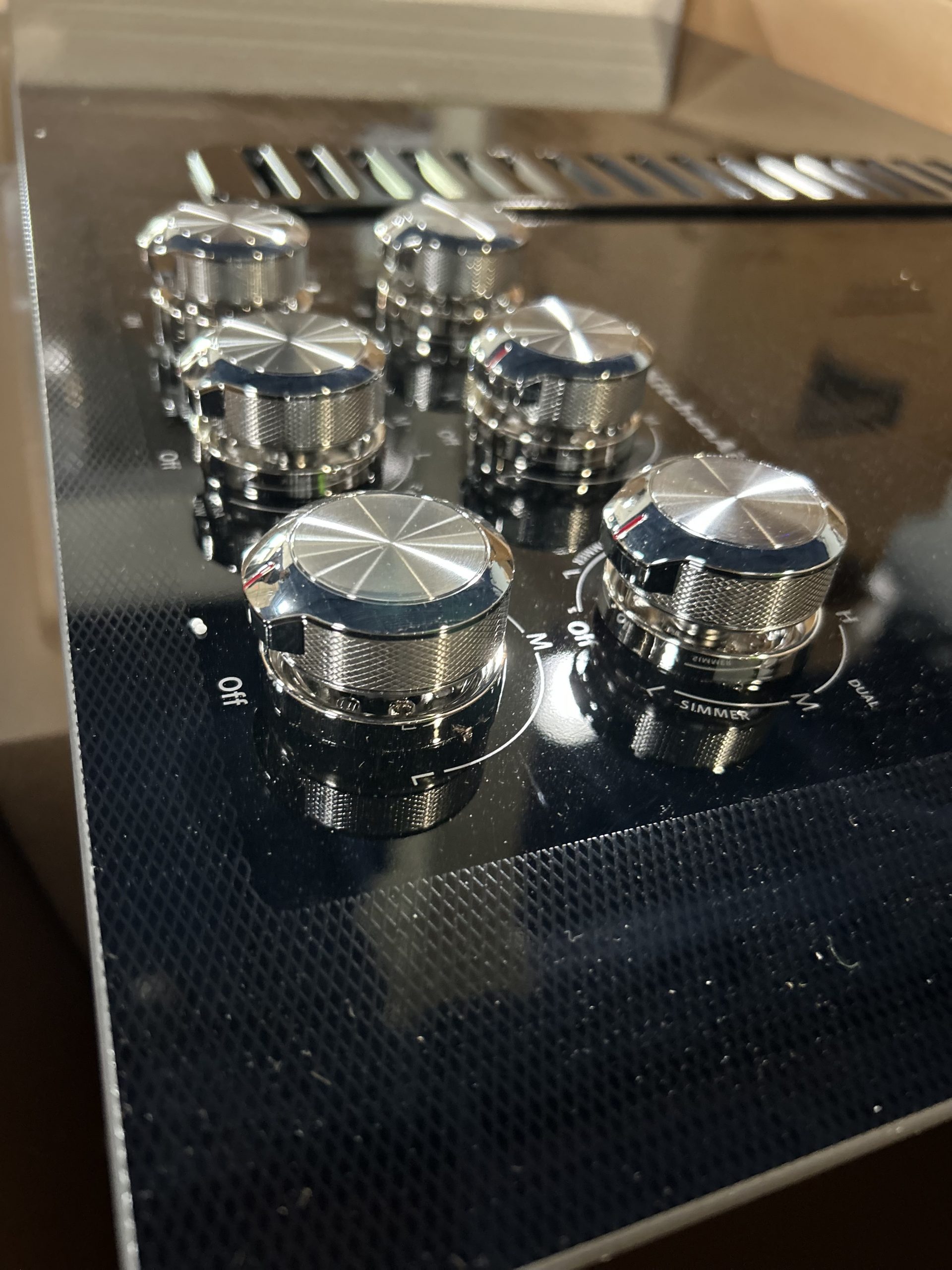 KitchenAid - 36" Electric Cooktop - Black - Image 2