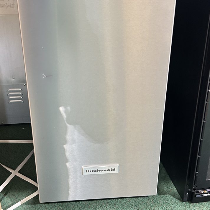 KitchenAid - 15" 22.8-Lb. Freestanding Icemaker - Stainless Steel