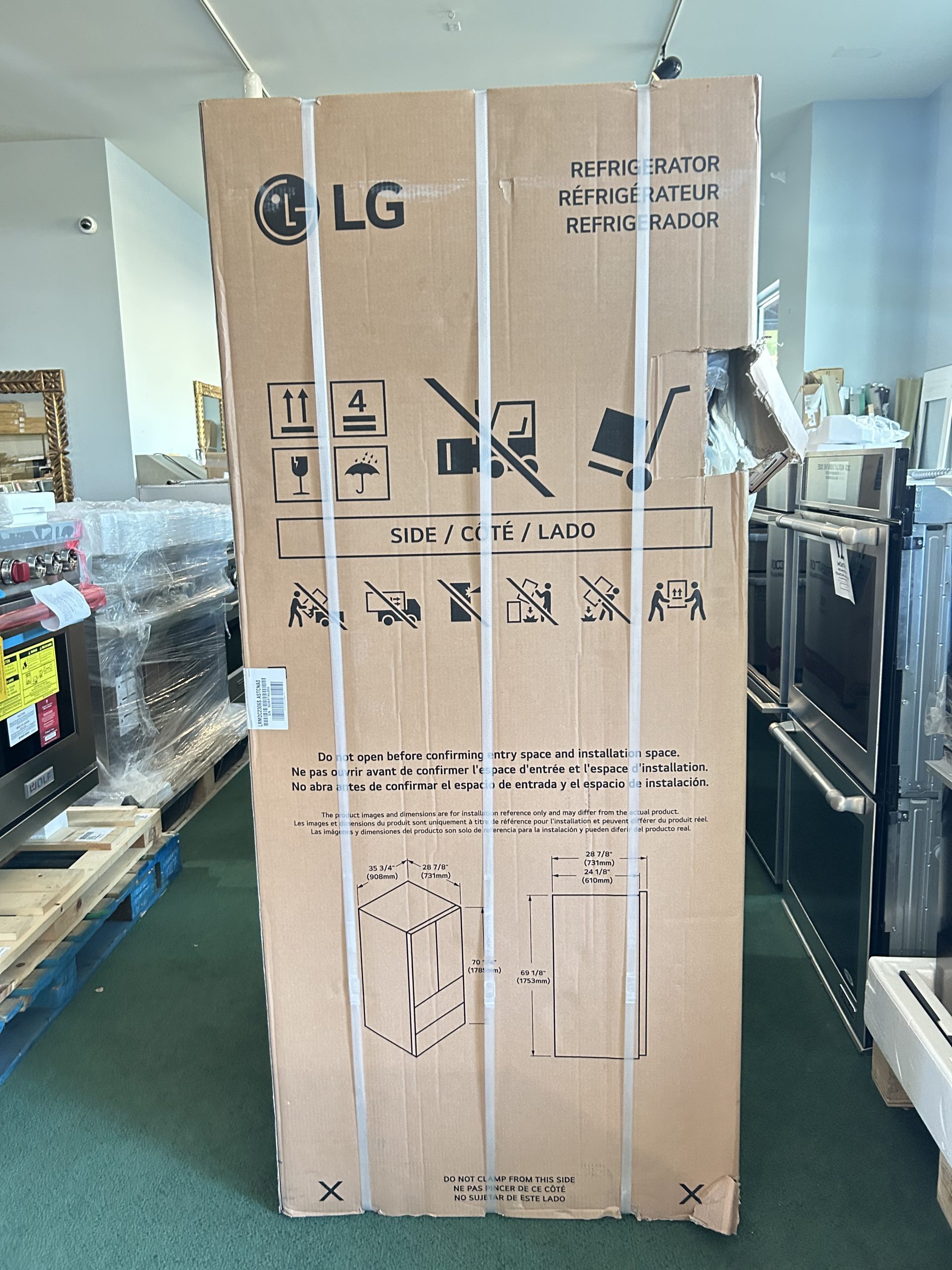 LG - 22.5 Cu. Ft. 4-Door French Door-in-Door Counter-Depth Smart Refrigerator with Craft Ice - Stainless Steel - Image 4