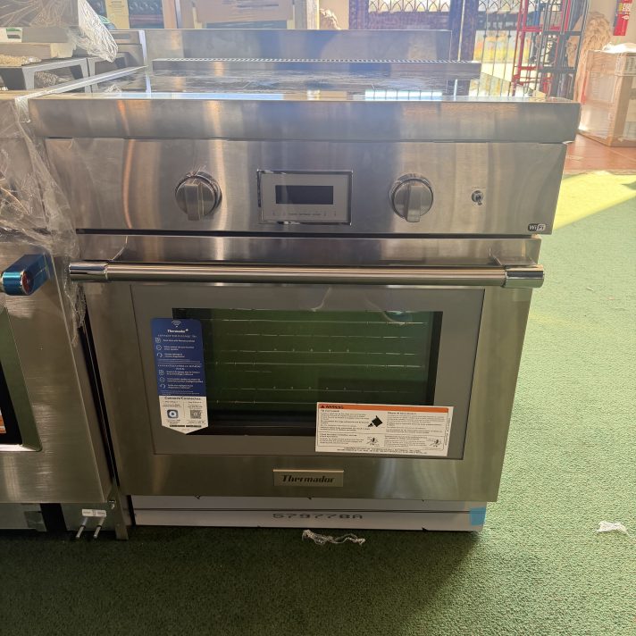 Thermador - Pro Harmony Liberty 30" Freestanding Electric Induction True Convection Range with WiFi - Stainless Steel