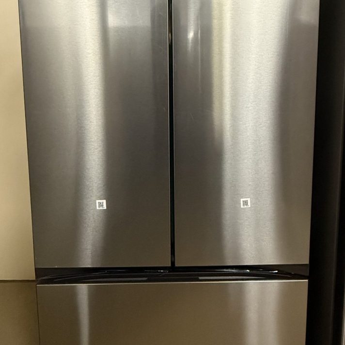 Samsung - BESPOKE 24 cu. ft. French Door Counter Depth Smart Refrigerator with Beverage Center - Stainless Steel