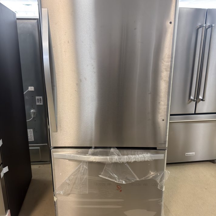 Whirlpool - 22 Cu. Ft. Bottom-Freezer Refrigerator with SpillGuard Glass Shelves - Stainless Steel