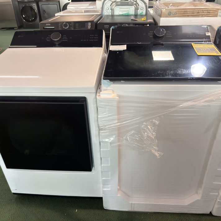 Package - LG - 5.5 Cu. Ft. High Efficiency Smart Top Load Washer with EasyUnload and 7.3 Cu. Ft. Smart Electric Dryer with EasyLoad Door - Alpine White