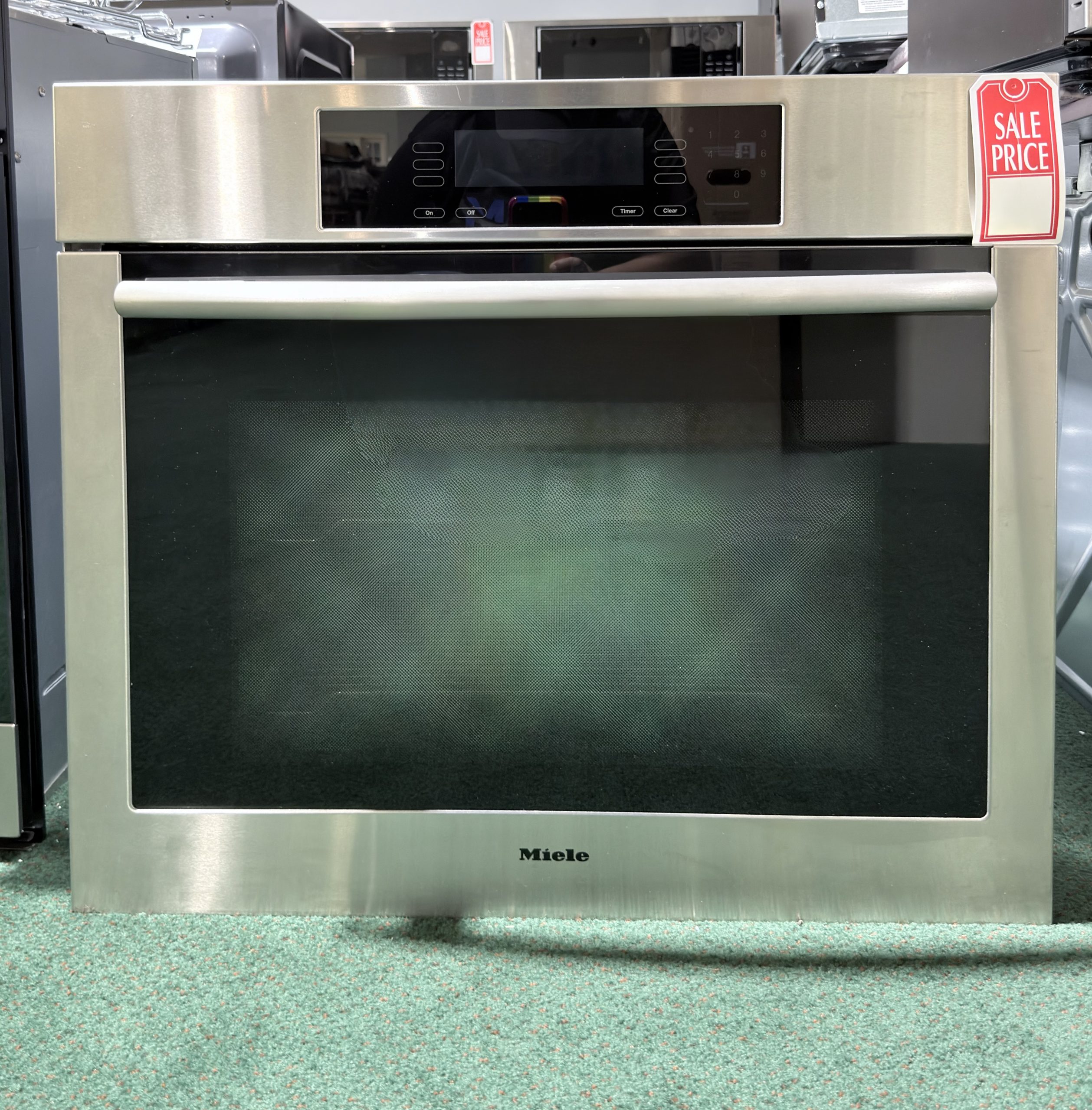 Miele* 28" Single Electric Wall Oven Stainless 208V with Navitronic Touch
