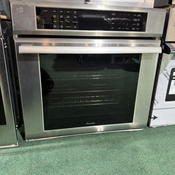 Thermador Single Masterpiece Oven 30 Inch Single Electric Wall Oven- Stainless Steel