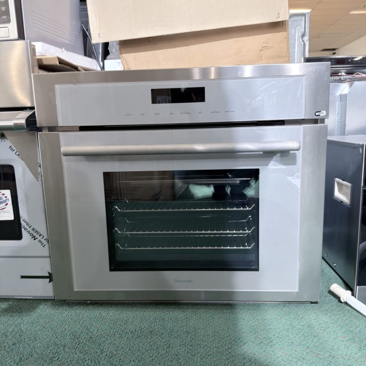 Thermador* Masterpiece 30" Electric Steam Oven- Stainless Steel