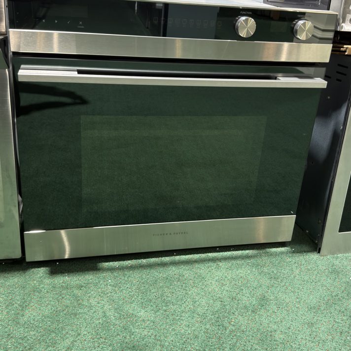 Fisher & Paykel* 30" Built-In Single Electric Wall Oven - Brushed Stainless Steel/Black Glass