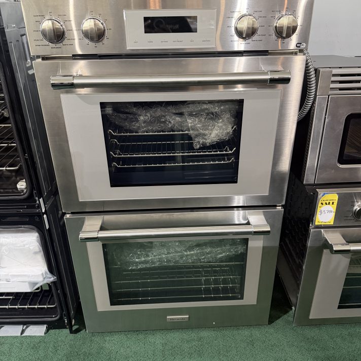 Thermador - Professional Series 30" Built-In Double Electric Steam and Convection Wall Oven - Stainless Steel