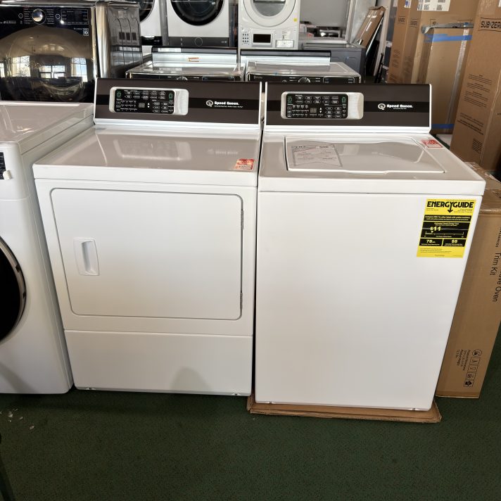 Speed Queen Laundry Pair with a 3.2 cu. ft. Capacity Top Load Washer and a 7 Cu. Ft. Capacity Electric Dryer- White