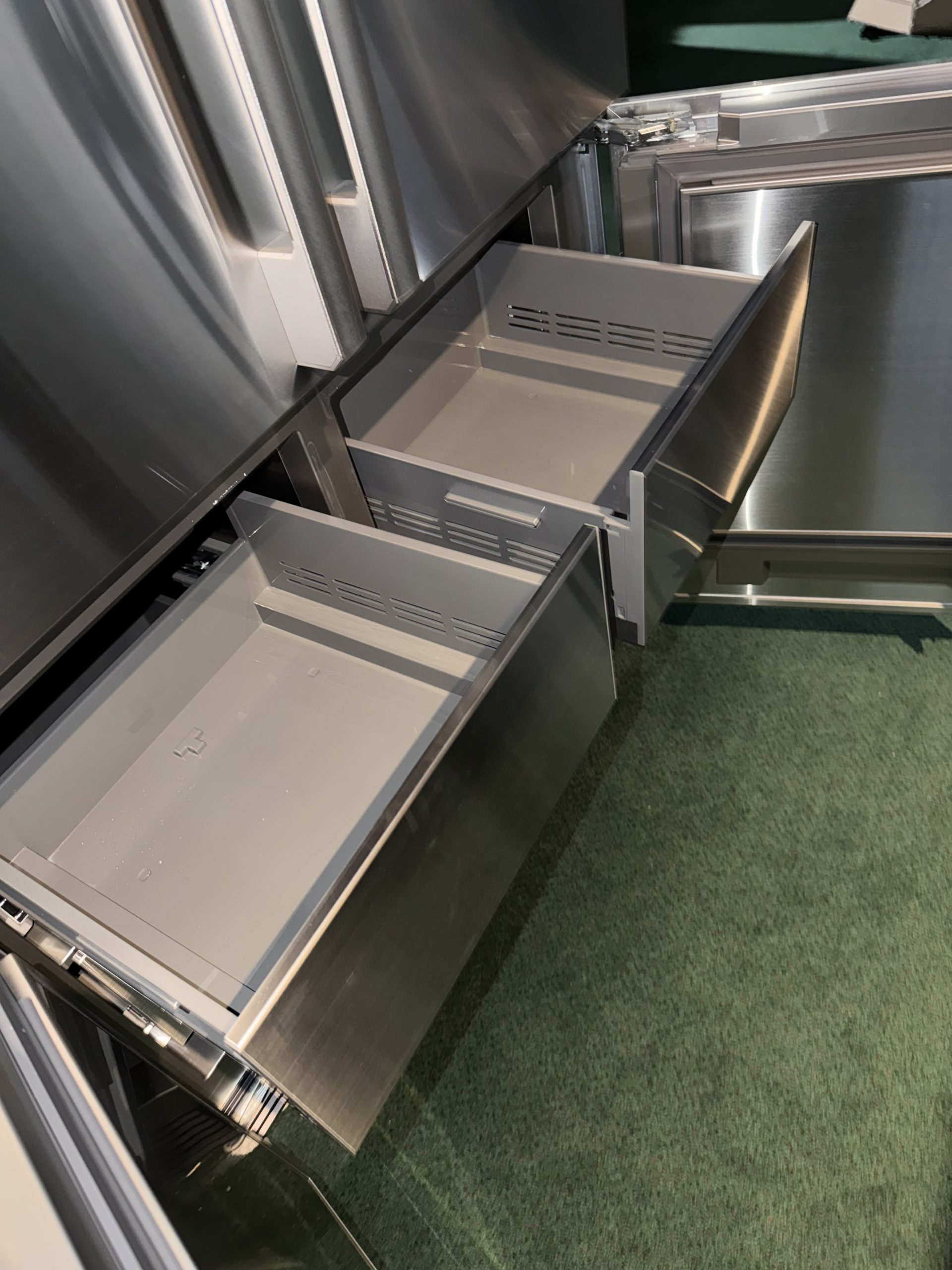 Dacor- 42'' Built In Counter Depth French Door Refrigerator Drawer and Precise Cooling - Custom Panel Ready - Image 8