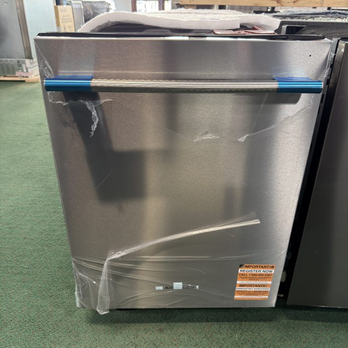 KitchenAid - 24" Top Control Built-In Dishwasher with 360 Max Jets Third Rack and Advanced ProDry System, 44 dBA - Stainless Steel