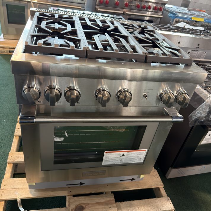 Thermador - ProHarmony 30'' 4.4 Cu. Ft. Freestanding Gas Convection Range with ExtraLow Select Burners - Stainless Steel