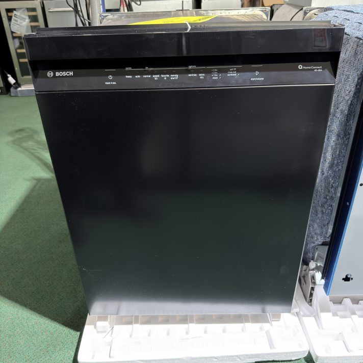 Bosch - 100 Series 24" Front Control Smart Built-In Stainless Steel Tub Dishwasher with PrecisionWash, 48 dBA - Black