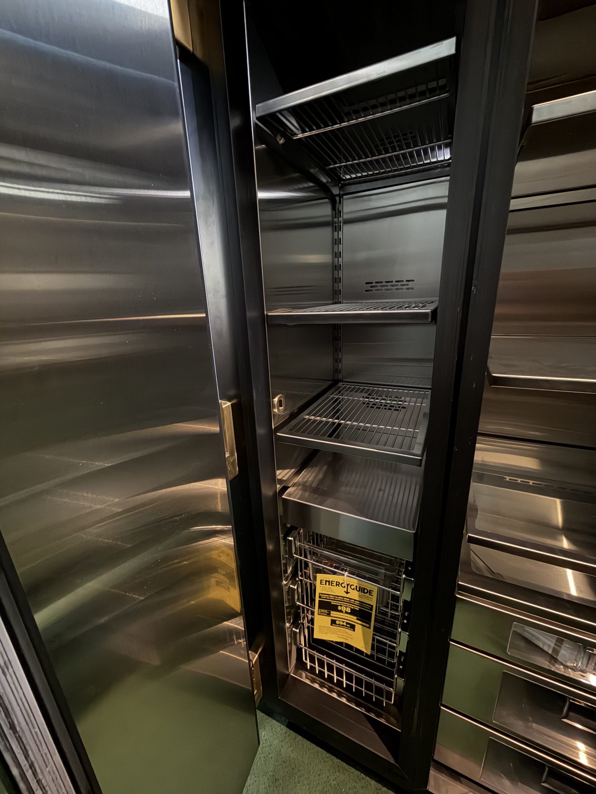 True 48 Inch Built-In Side by Side Refrigerator Ice Maker, Stainless Glass- Gloss Black - Image 4