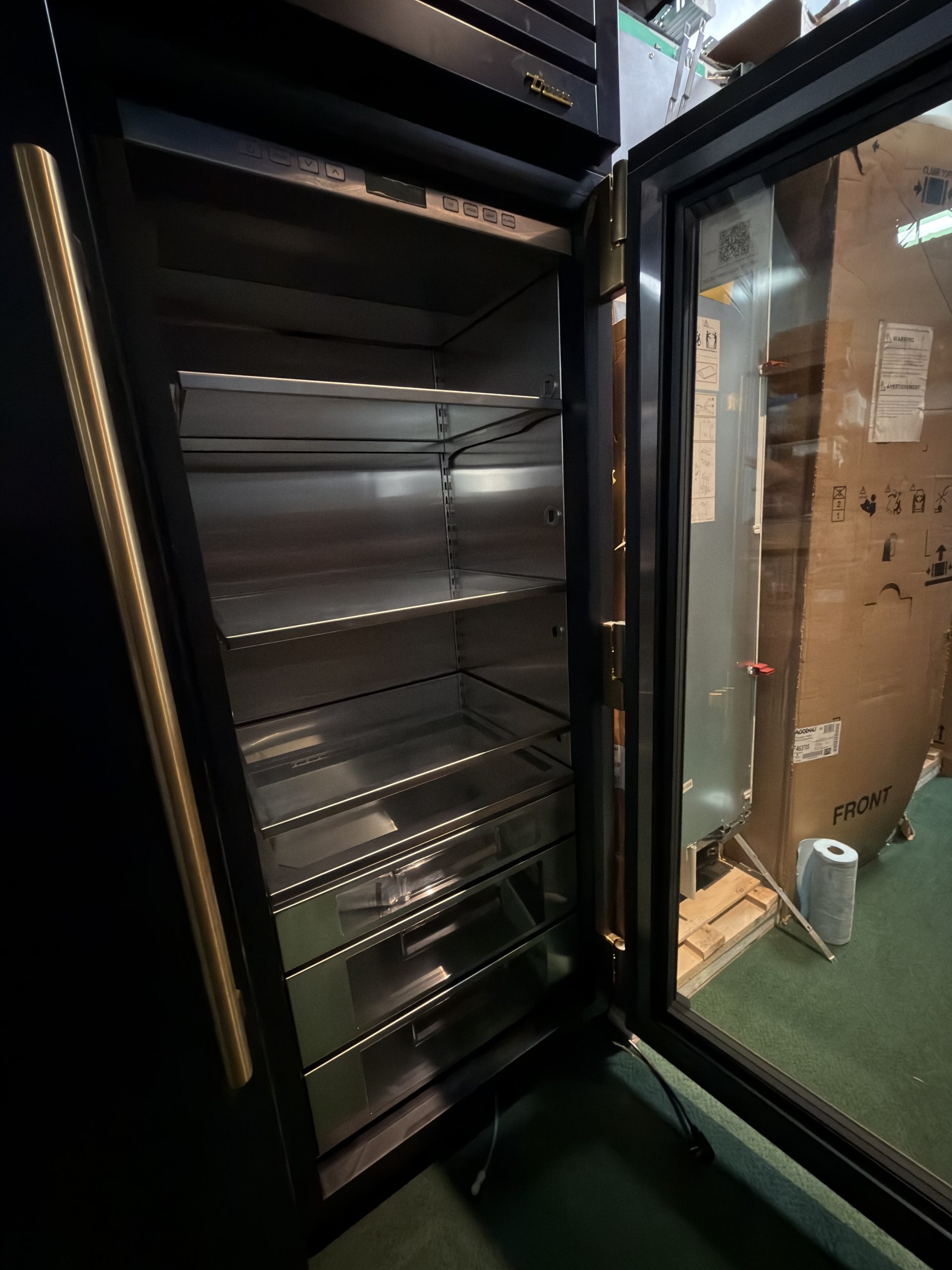 True 48 Inch Built-In Side by Side Refrigerator Ice Maker, Stainless Glass- Gloss Black - Image 3