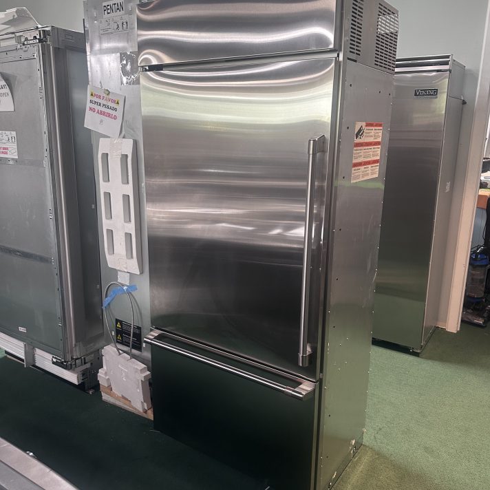 Cafe* 36 Inch Built-In Smart Bottom Freezer Refrigerator