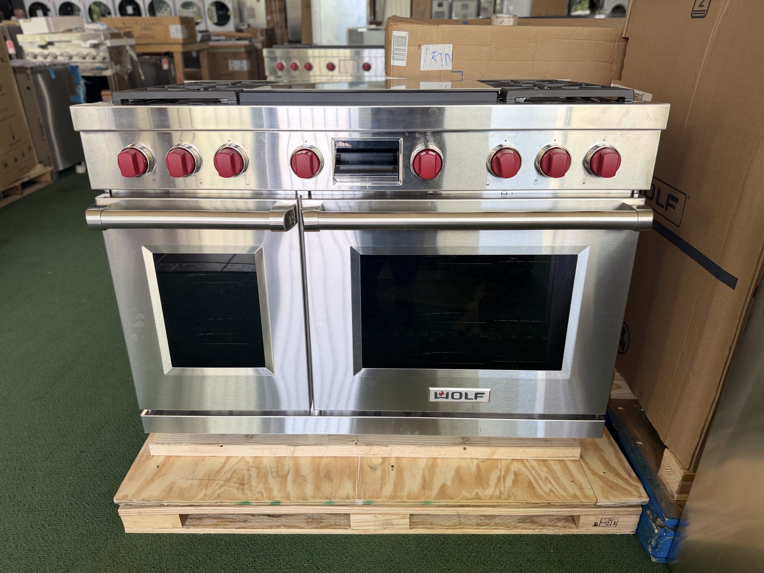 Wolf* 48" Dual Fuel Range - 4 Burners and Infrared Dual Griddle