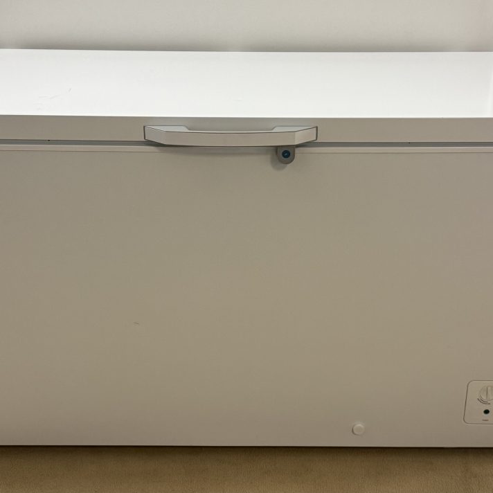 Element Electronics 14.7 cu. ft. Chest Freezer - White
