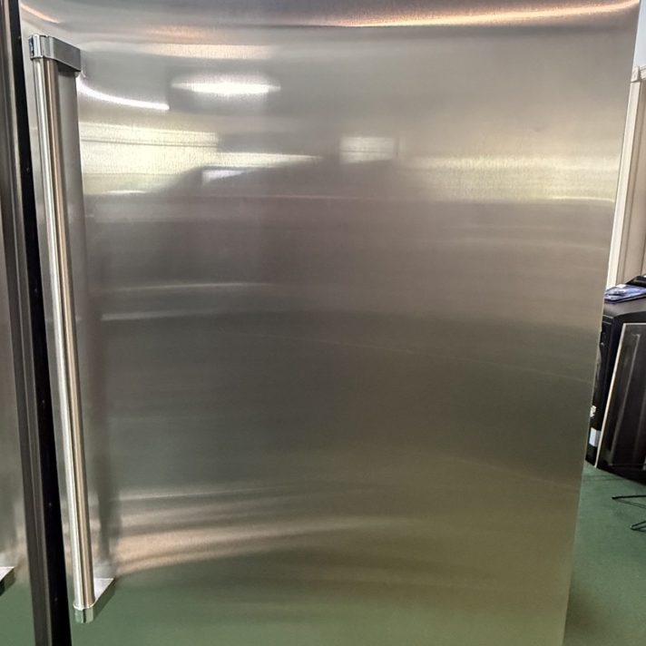 Viking* 5 Series 36 Inch Freezer Column- Stainless steel