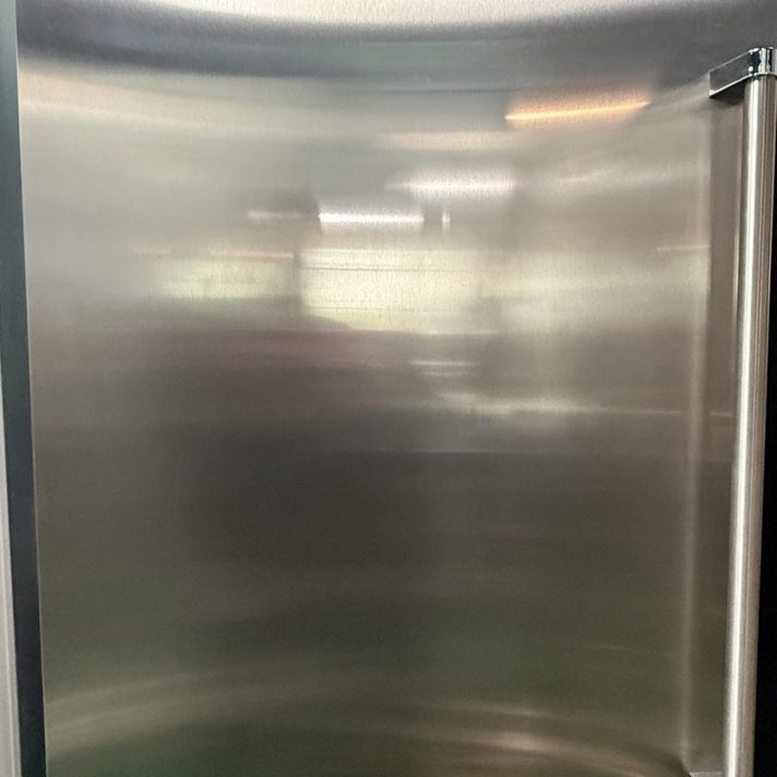 Viking* 5 Series 36 Inch Built-In Column Refrigerator- Stainless steel
